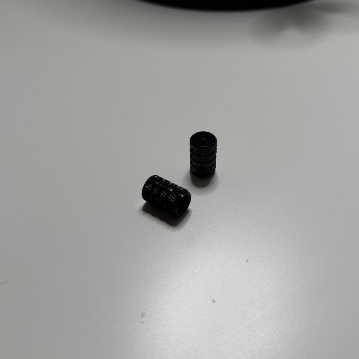 Valve cover